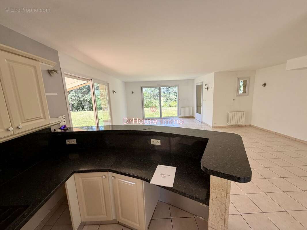 Maison 103 m² à Lissac-Sur-Couze  - photo 7