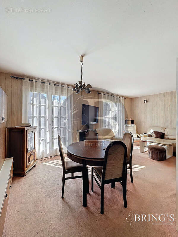 Séjour - Maison à CHATEAUBRIANT