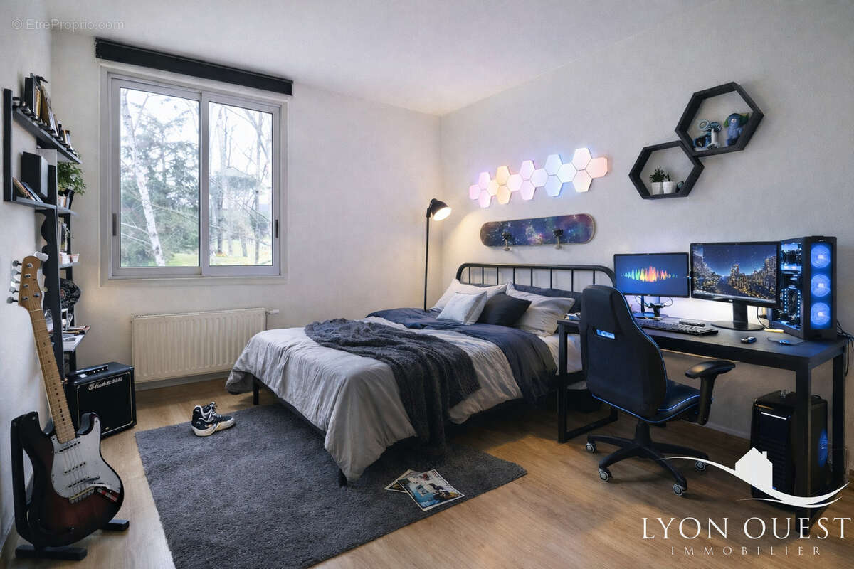 Appartement à CHARBONNIERES-LES-BAINS