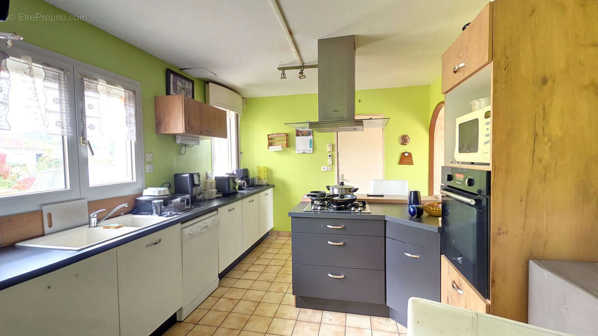 Maison à SAINT-JULIEN-DES-LANDES