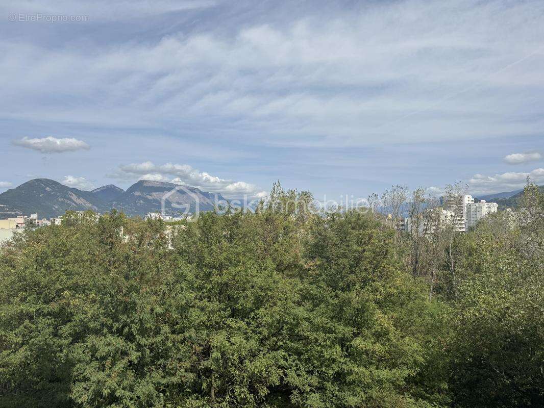 Appartement à ECHIROLLES