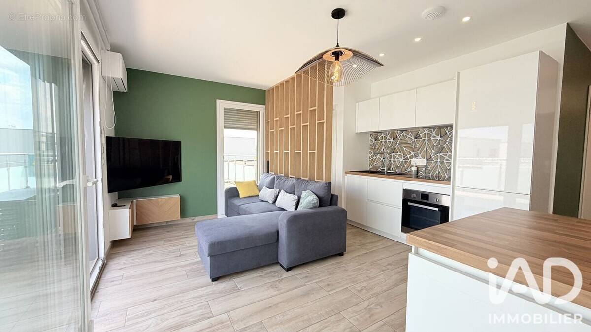 Photo 1 - Appartement à CUVRY