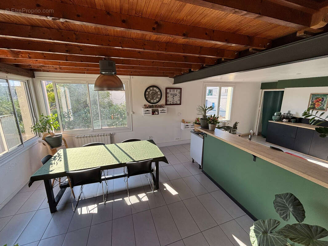 Appartement à BOLLENE