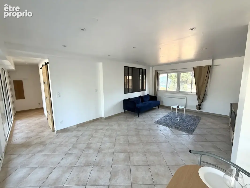 Photo Appartement à Sainte-Croix-Du-Verdon au prix de 115 000€