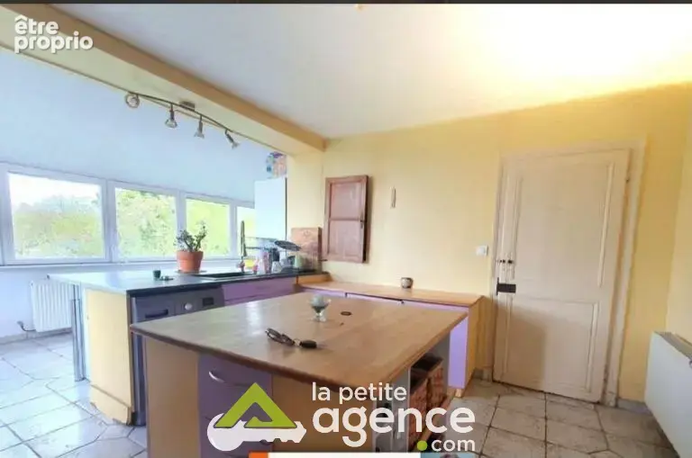 Maison 4 pièces 125 m² à vendre à Grossouvre (18600) - photo 2