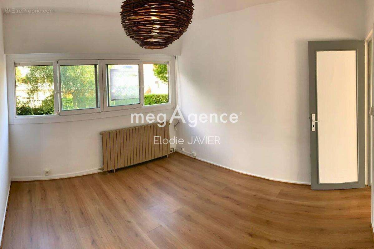 Appartement à LE BOUSCAT