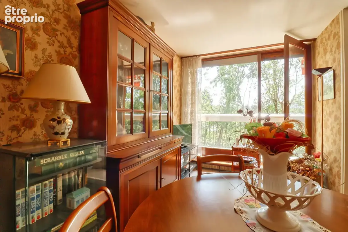Appartement traversant 4 pièces 76 m² - Calme absolu au coeur d'une résidence familiale arborée - photo 6