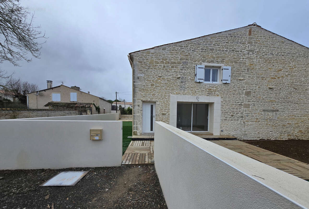 Maison à VALLANS