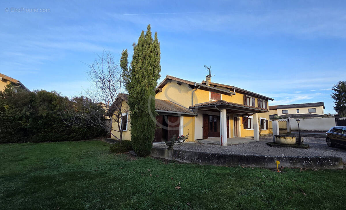 Maison à COLOMBIER-SAUGNIEU