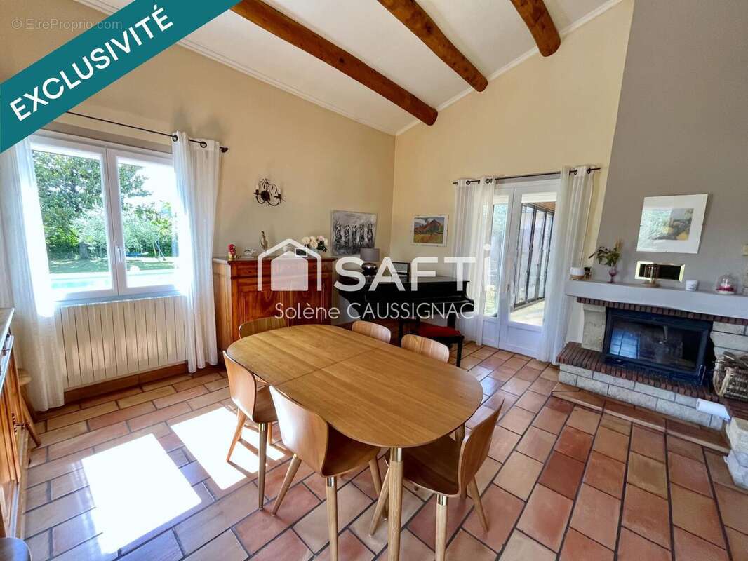 Photo 6 - Maison à SAINT-JULIEN-LES-ROSIERS