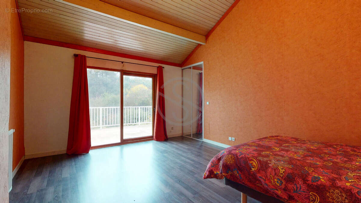 Maison à LA COTE-SAINT-ANDRE