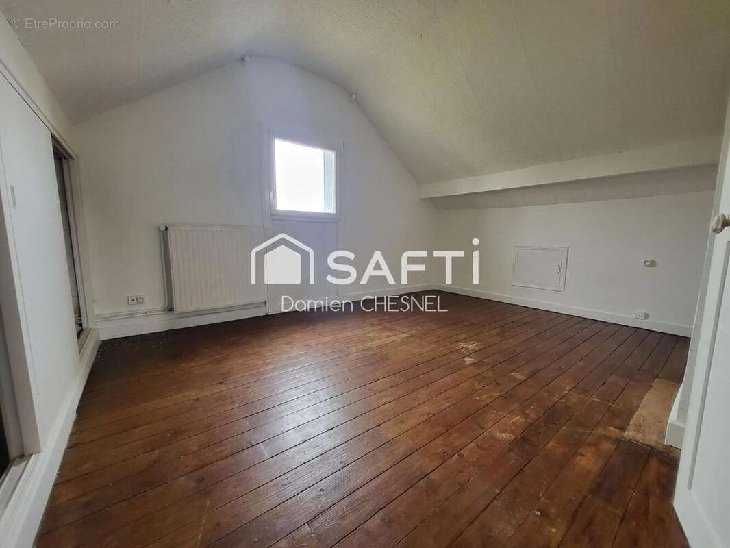 Photo 5 - Maison à SAULZAIS-LE-POTIER