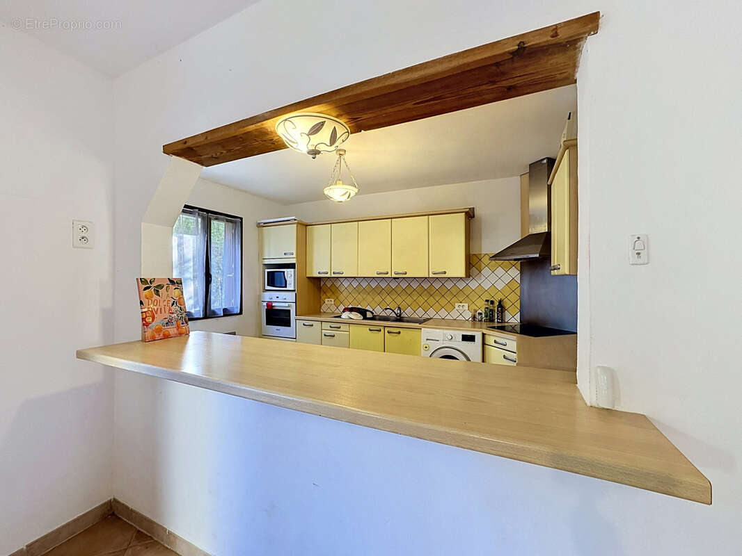 Appartement à SARI-SOLENZARA