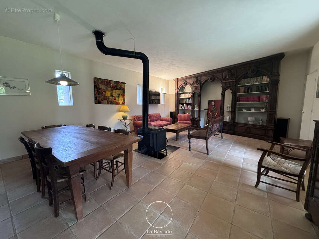 Maison à DIEULEFIT