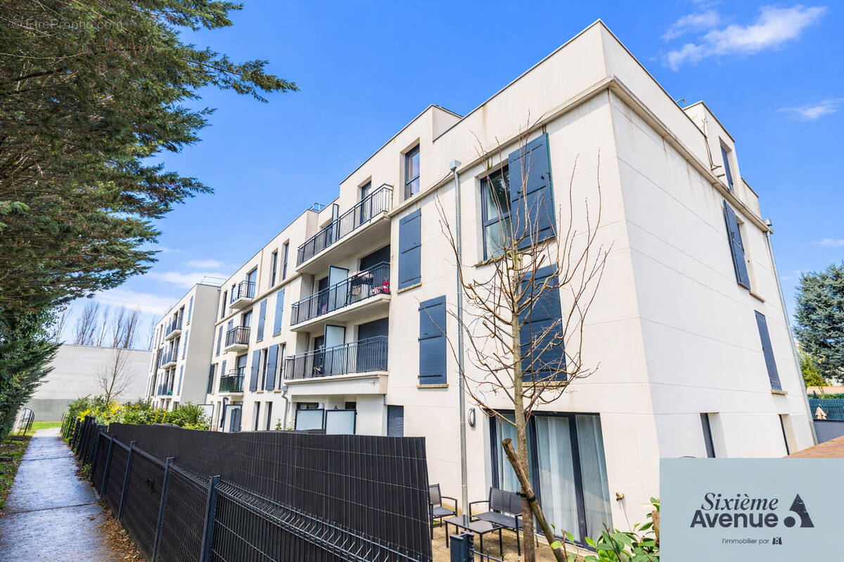 Appartement à SAINT-MICHEL-SUR-ORGE