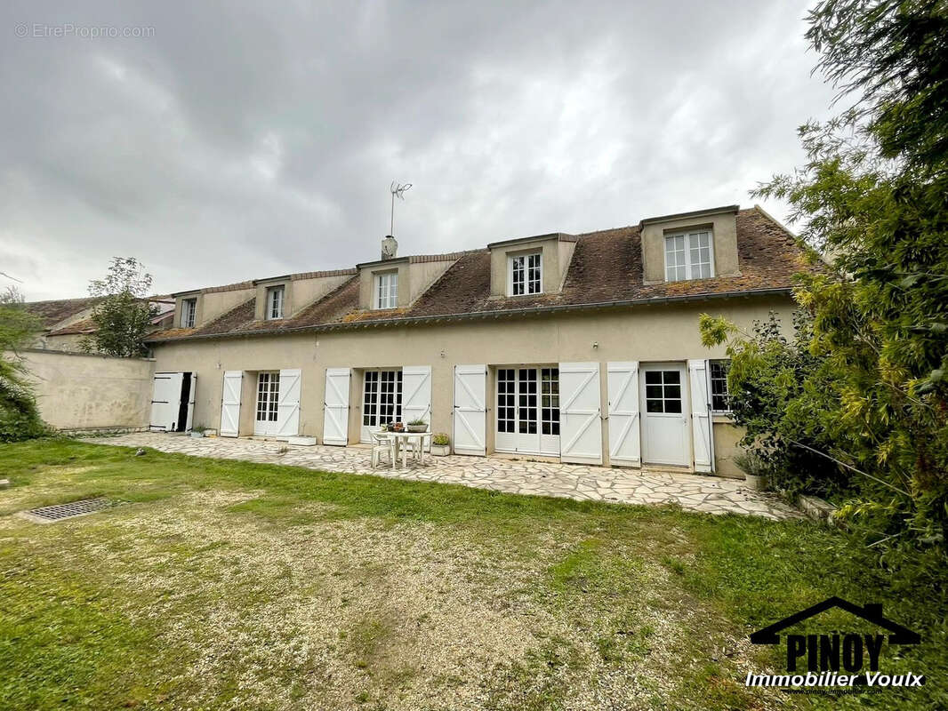 Maison à ESMANS