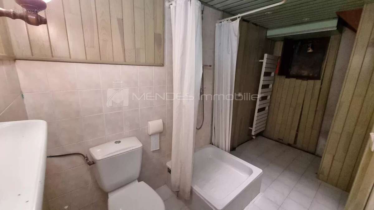 Villa vue mer a renover a cap d'ail - photo 12