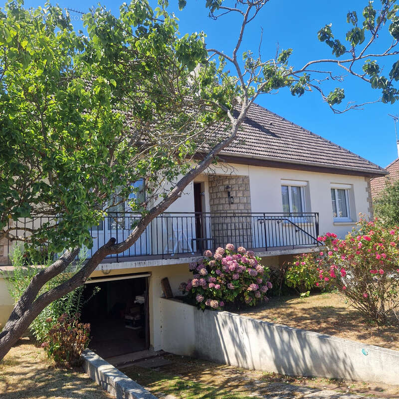 Maison 4pp de plain-pied sur sous-sol complet - centre-ville a pied - photo 2