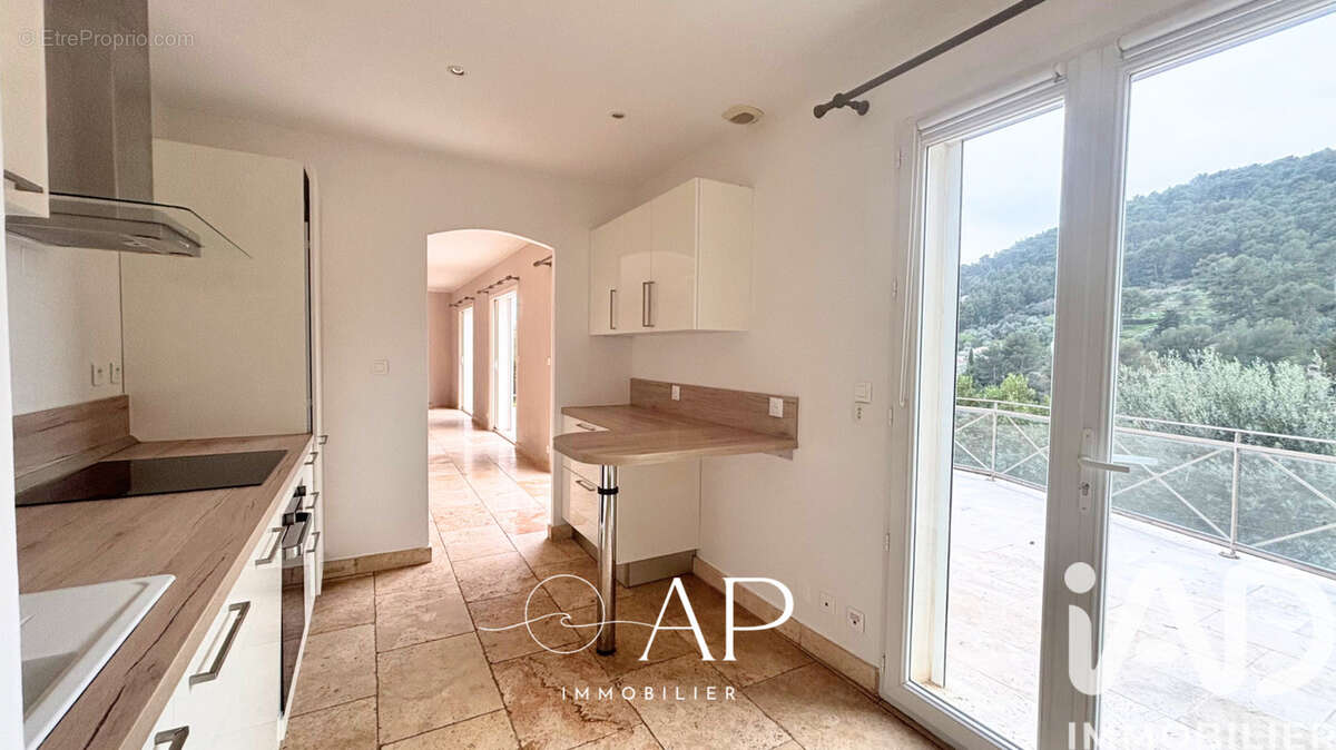 Photo 7 - Maison à LA VALETTE-DU-VAR