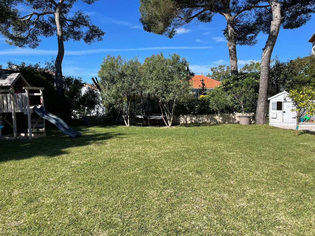 Maison à SAINT-RAPHAEL