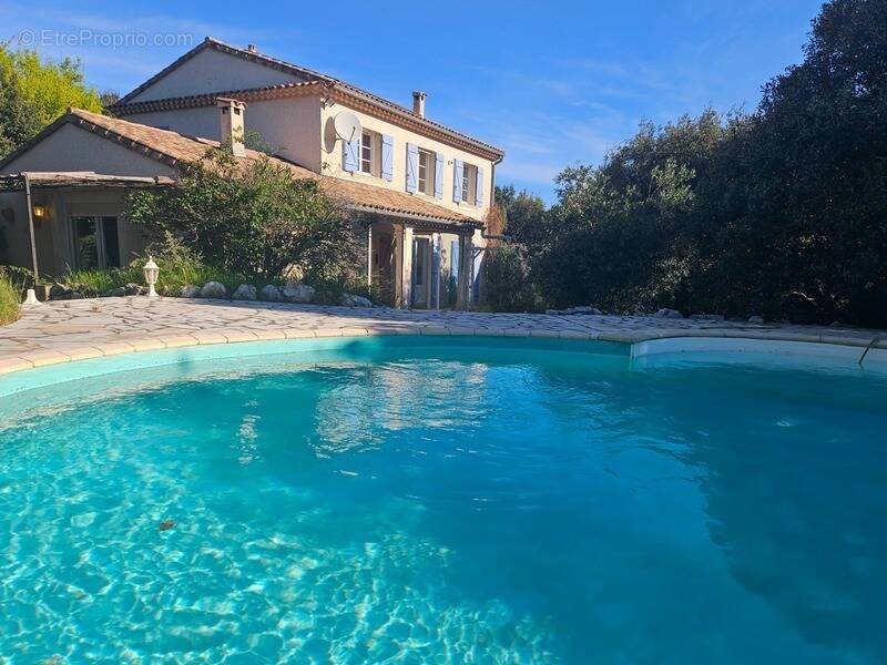 Maison à SAINT-CHINIAN