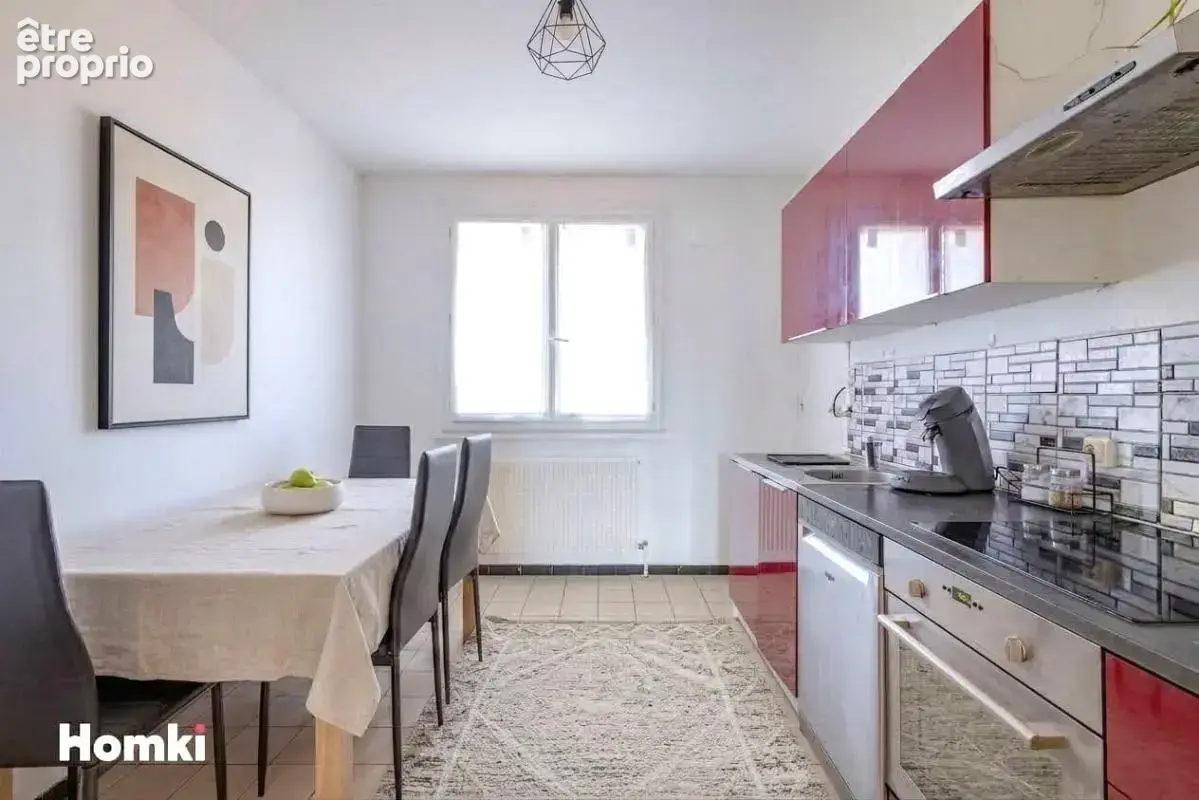 T3 (possible T4) de 72 m² - balcon, cave, parking – Villeurbanne / Montchat - DPE C - photo 5