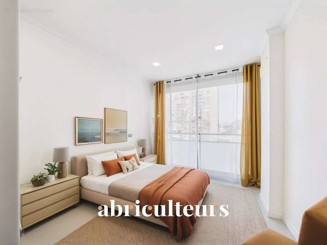 Appartement à MARSEILLE-9E