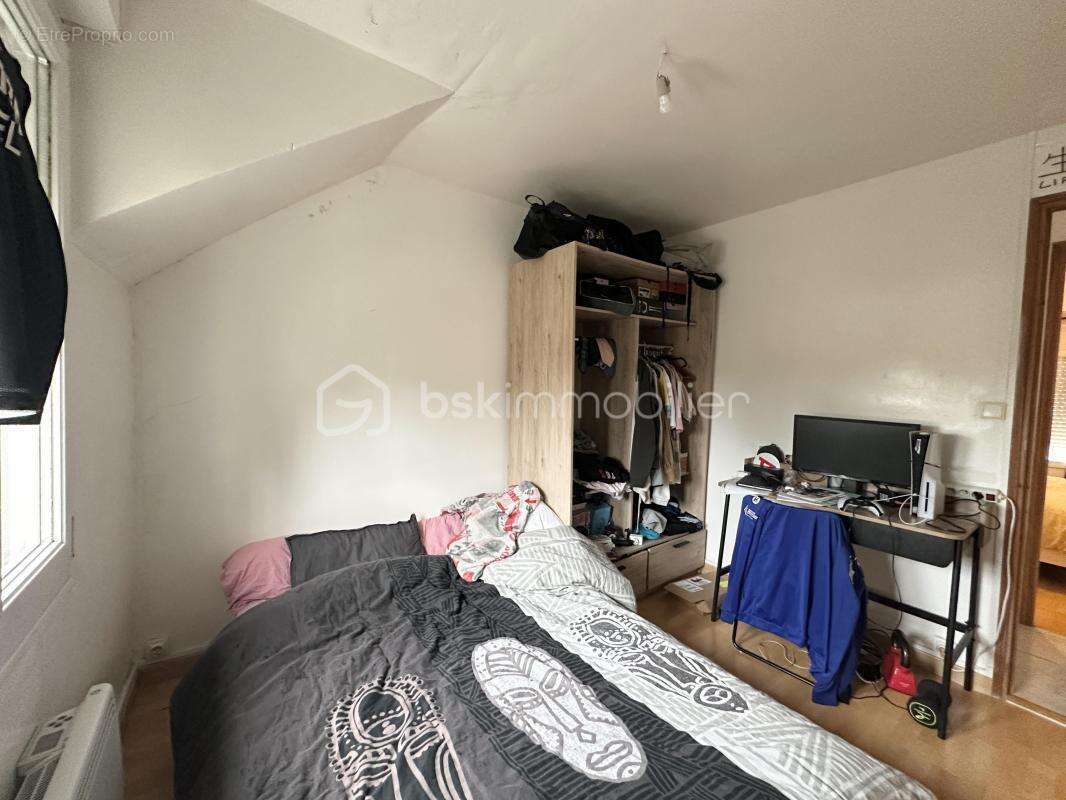 Maison familiale de 87 m² avec cour – Cannes-Écluse (77130) - photo 9