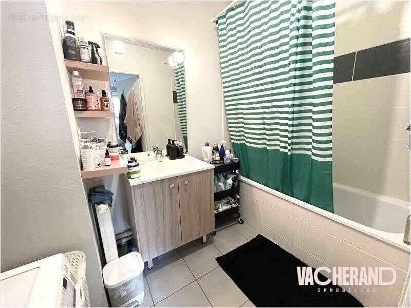 Appartement à LEZENNES
