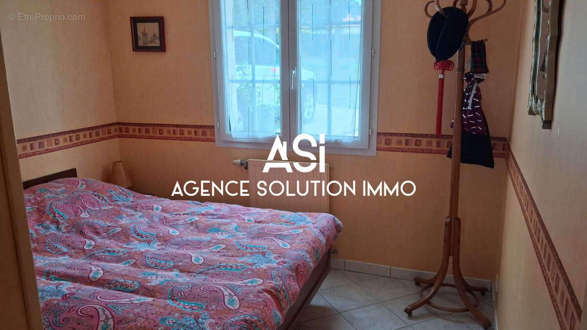 Maison à VILLAINES-LA-JUHEL