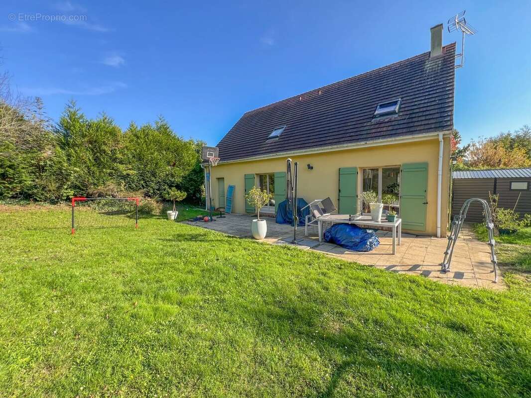 Maison à SAINT-REMY-LES-CHEVREUSE