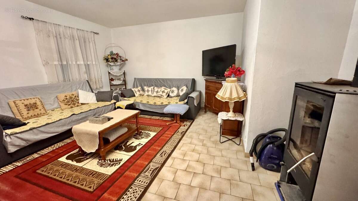 Maison à MORIERES-LES-AVIGNON