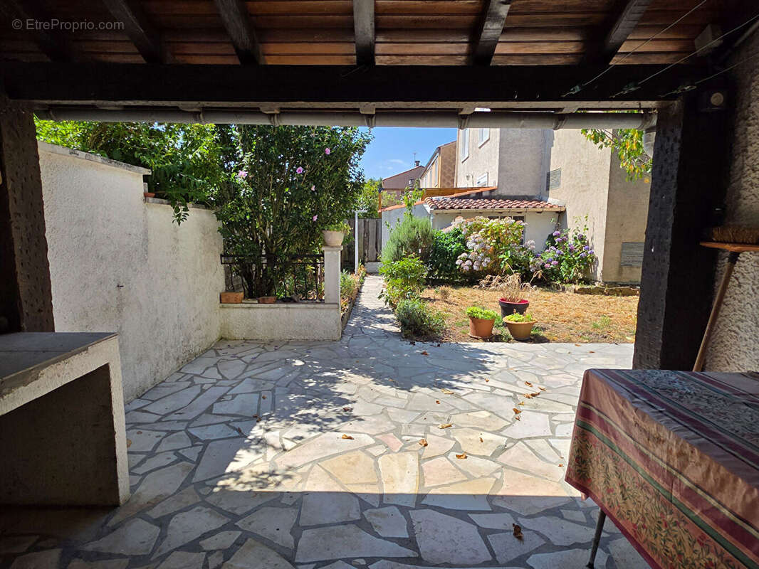 Maison Aussillon 4 pièces 86 m2 - photo 4