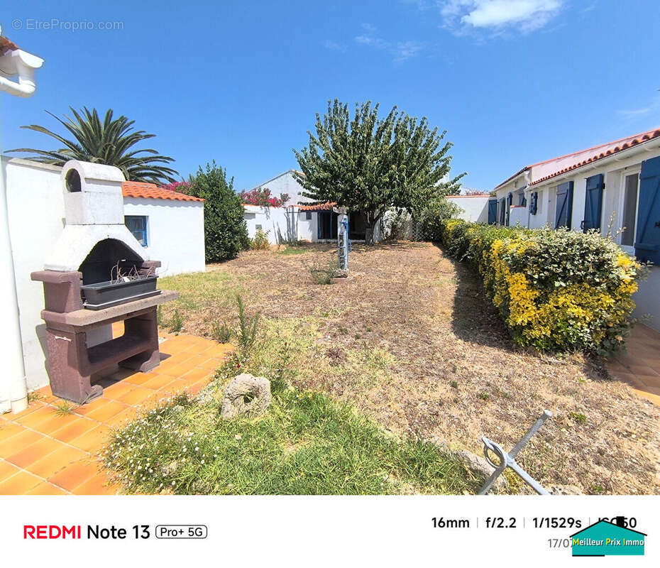 Maison 3 chambres proche des plages + Studio + T2  sur environ 500m2 - photo 9