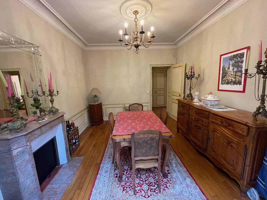 Appartement à ENGHIEN-LES-BAINS