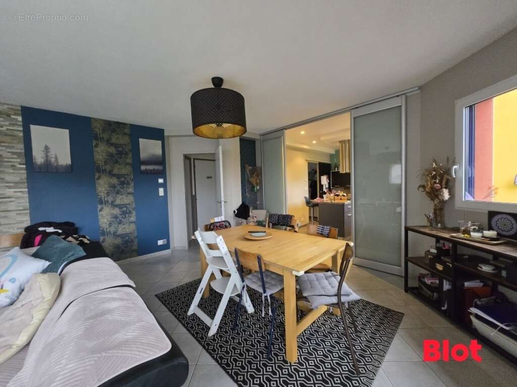 Maison à SAINT-BRICE-EN-COGLES