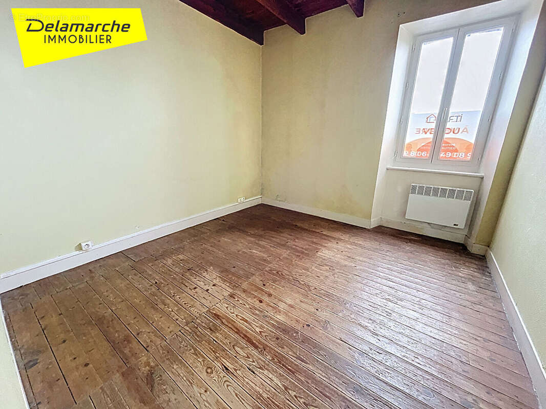 Maison à SAINT-SAUVEUR-LENDELIN