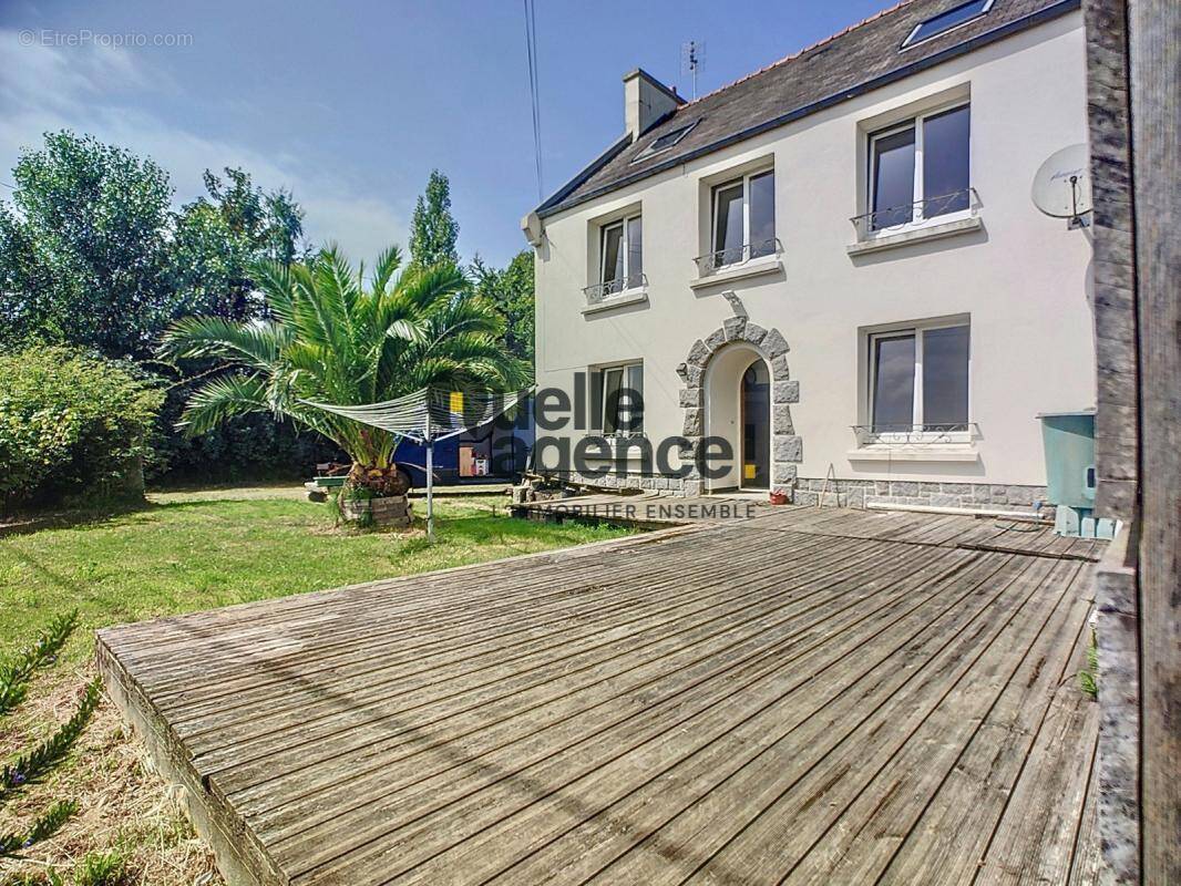 Maison à CLEDER