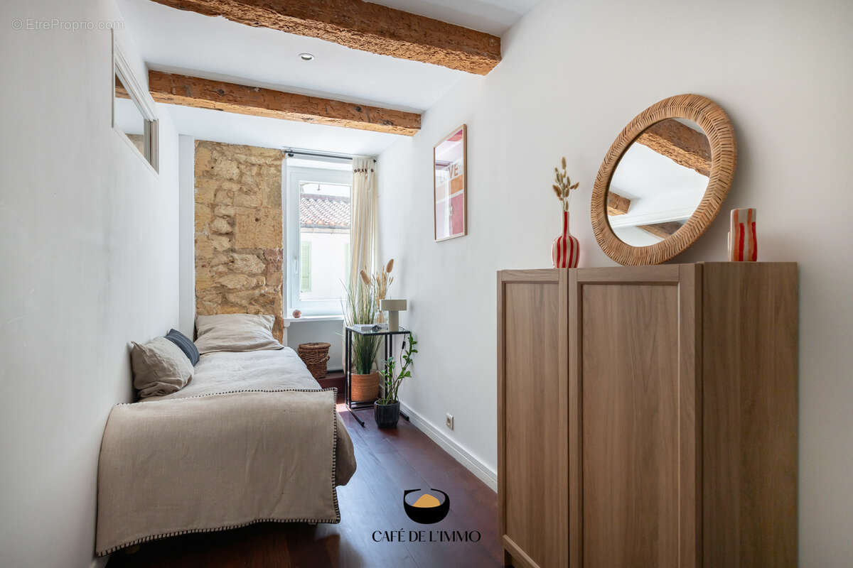 Appartement à MARSEILLE-6E