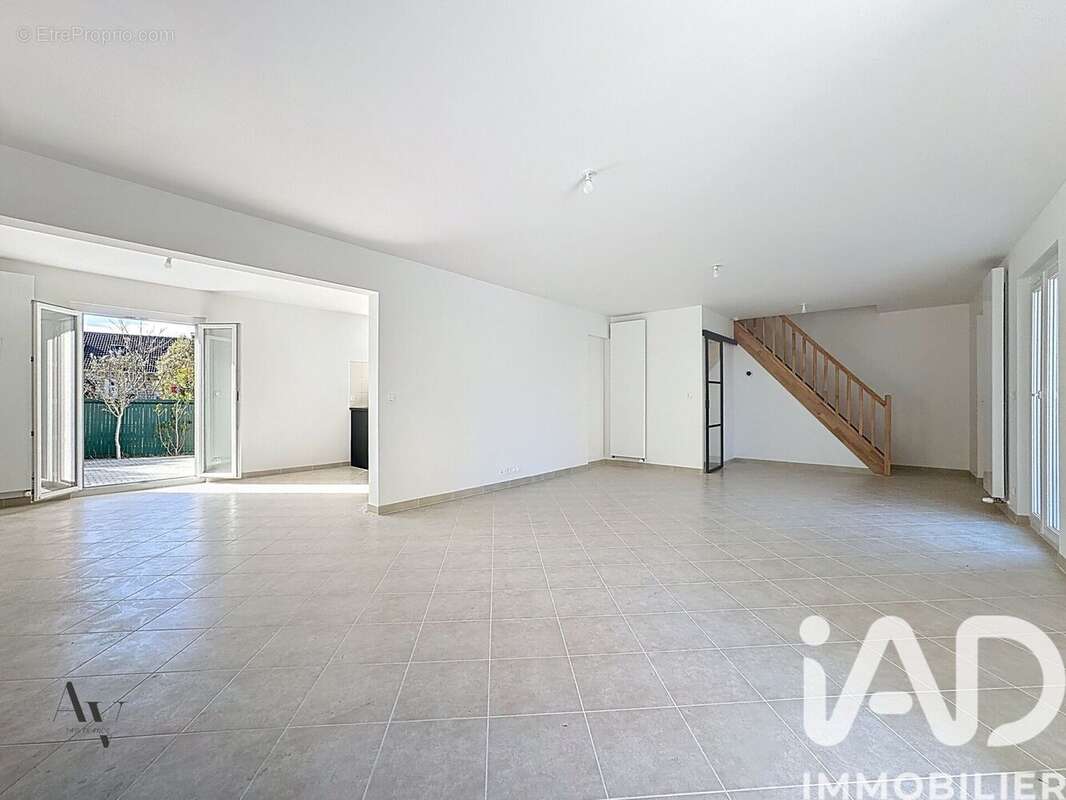 Maison 181 m² à Montmagny  - photo 9