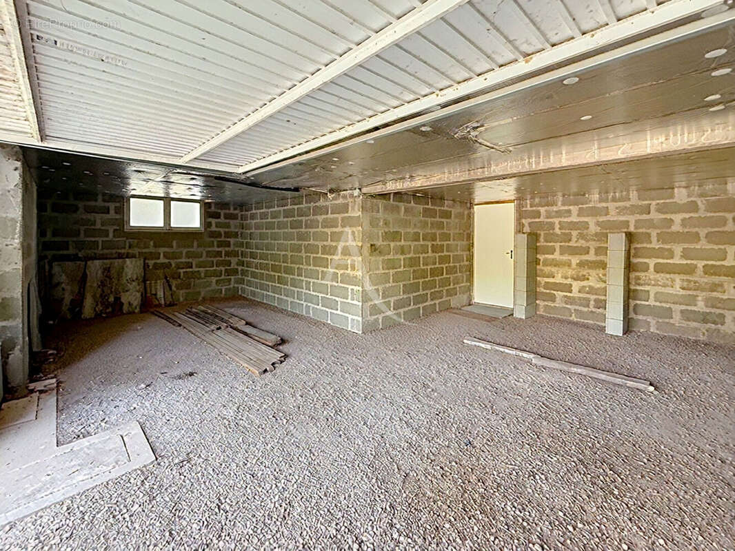 Maison familiale de 4 chambres situées à VILLEMOISAN. - photo 14
