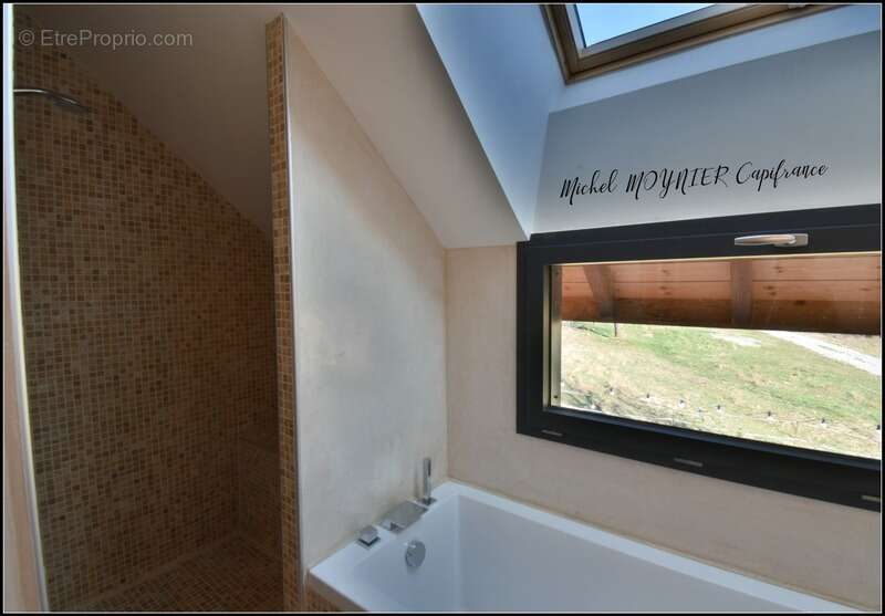 Chalet d’architecture avec vue lac, volumes rares et DPE B - Rare à la vente - photo 40