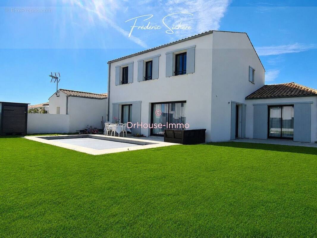 Maison à LA JARRIE