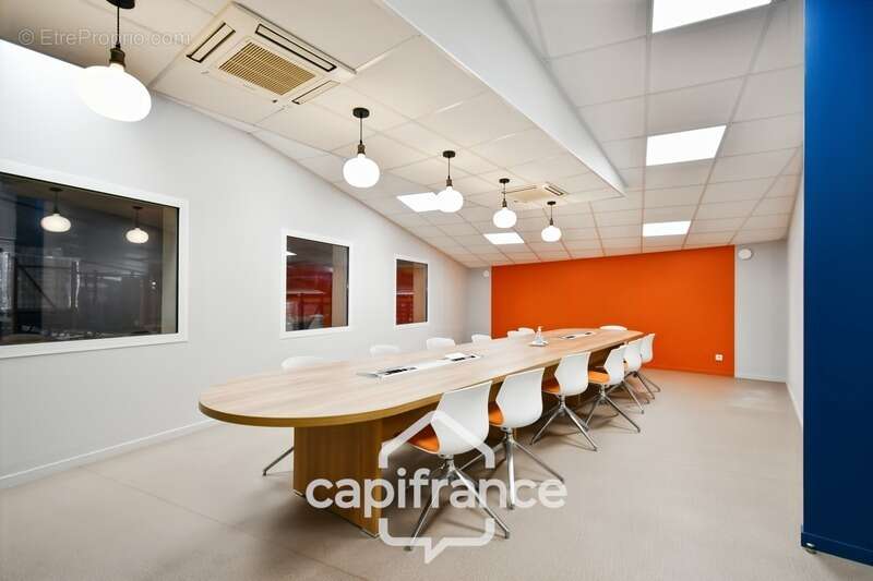 Commerce à VIRAZEIL