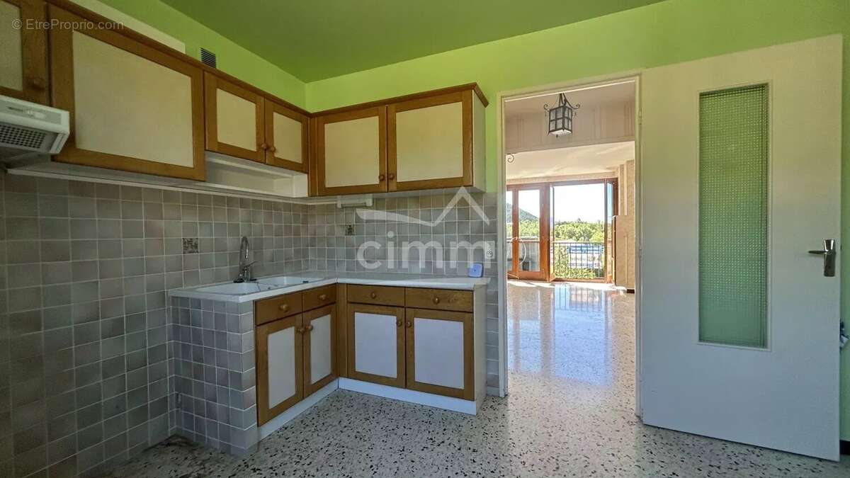 Appartement t4 avec garage - photo 2