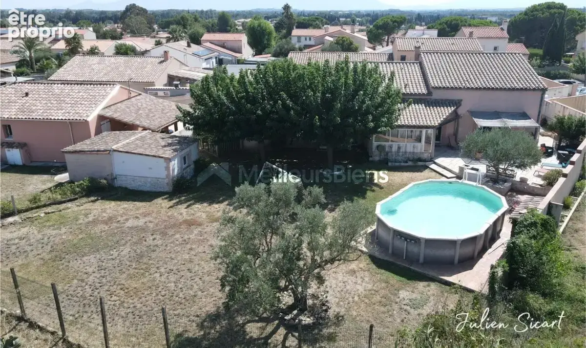 Maison familiale de 161 m² avec grand garage, jardin et piscine - photo 2