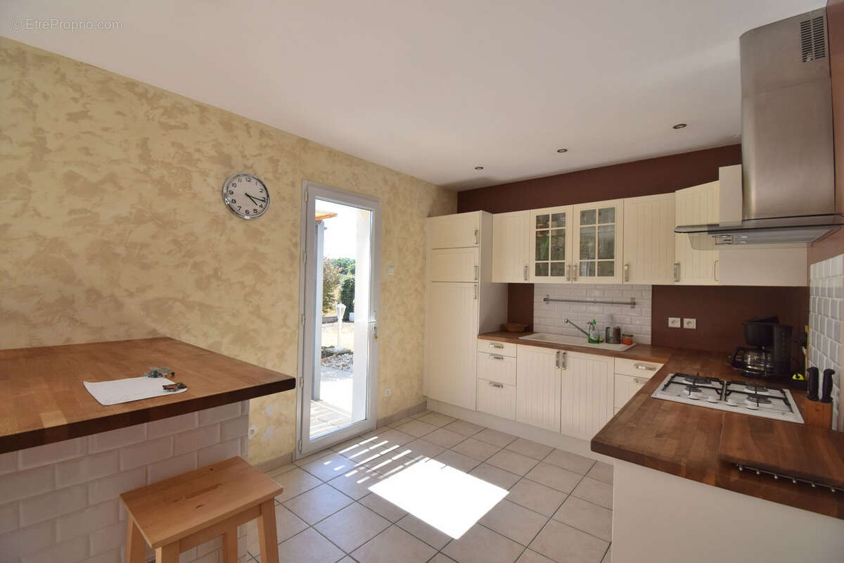 Maison 113 m² à Geneston  - photo 3