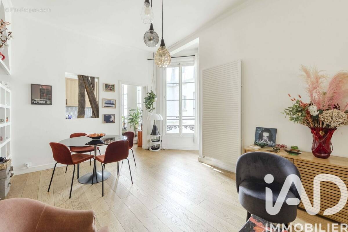 Photo 1 - Appartement à PARIS-3E