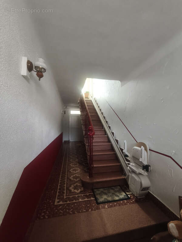 Maison à LES SALLES-DU-GARDON