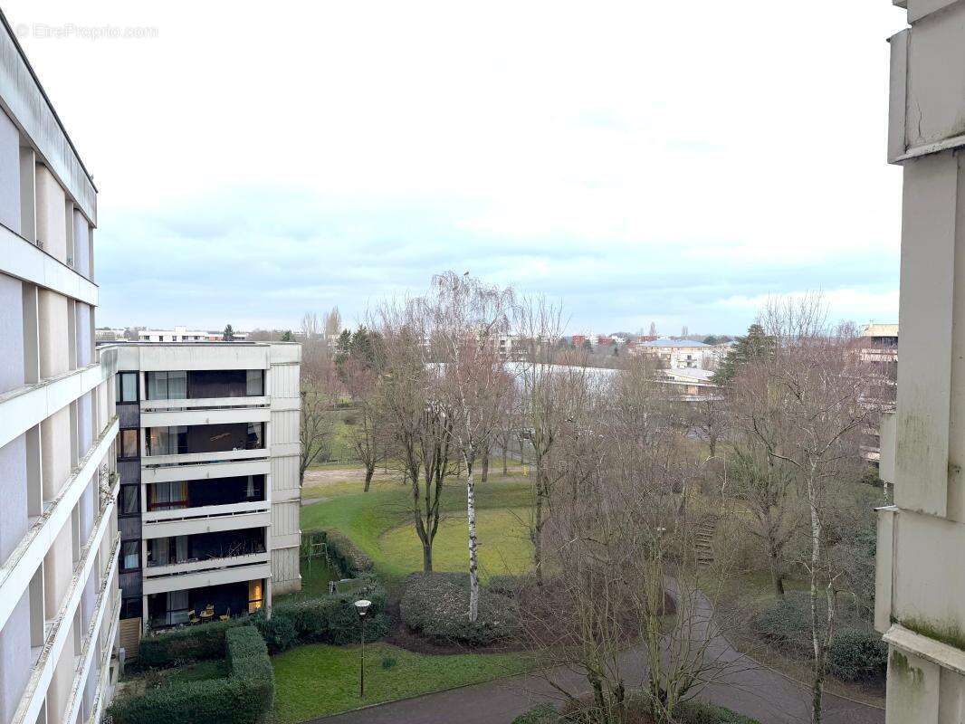 Appartement à ELANCOURT